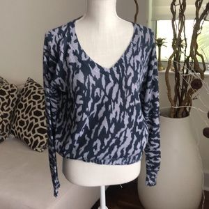 RAG POETS NAVY BLUE AND GRAY VNECK SWEATER NEW WITH TAGS SIZE SMALL